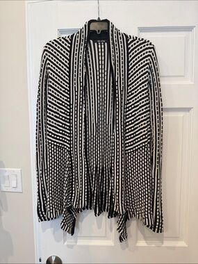 NIC+ZOE Black and White Patterned Open Front Cardigan